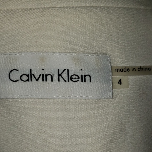 ❤️ 2/$25 … EUC Calvin Klein faux leather blazer (size 4) - Picture 6 of 7